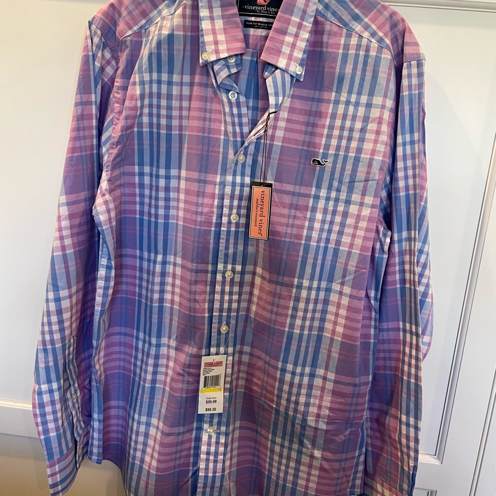 Vineyard Vine button down, new with tags.  Summery plaid colors.